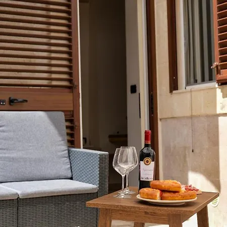 Al Chiasso 12 Bed and breakfast 4*