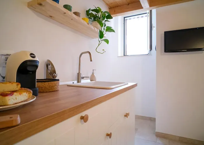 Al Chiasso 12 לינה וארוחת בוקר