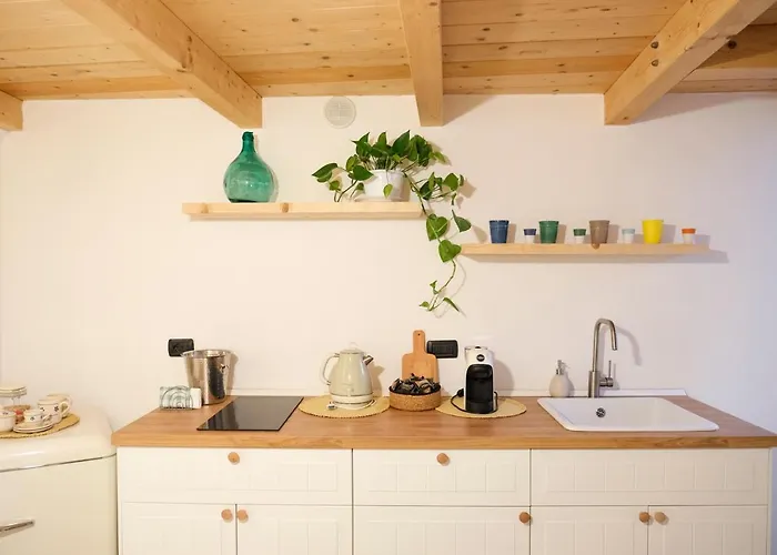 Al Chiasso 12 Bed & Breakfast 4*